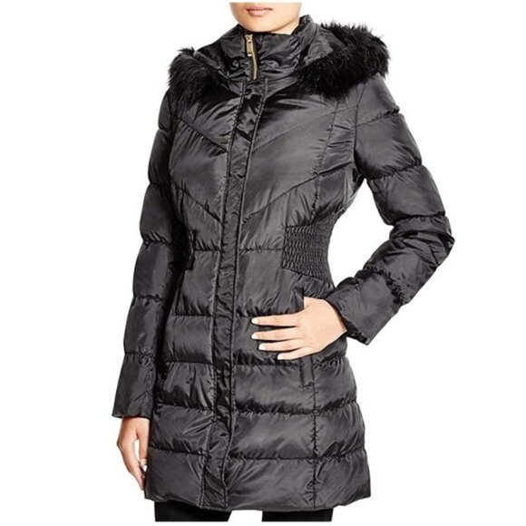 Via Spiga Women's Diamond Quilted Down Coat with Faux Fur Collar - Picture 2 of 12
